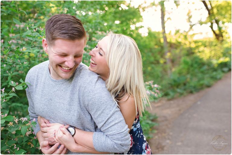 stone arch engagement. leslie larson photography 4