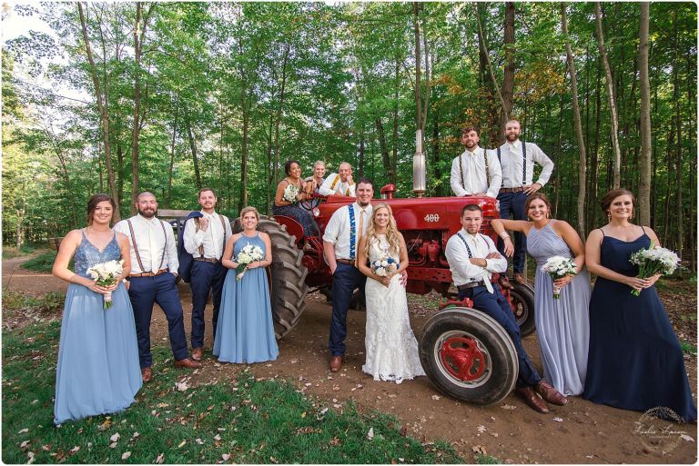 Dixons Apple Orchard Cadott, WI Leslie Larson Photography Brittni