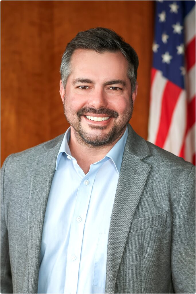 Anoka City Hall Campaign Photos Leslie Larson Photography John Heinrich » Leslie Larson
